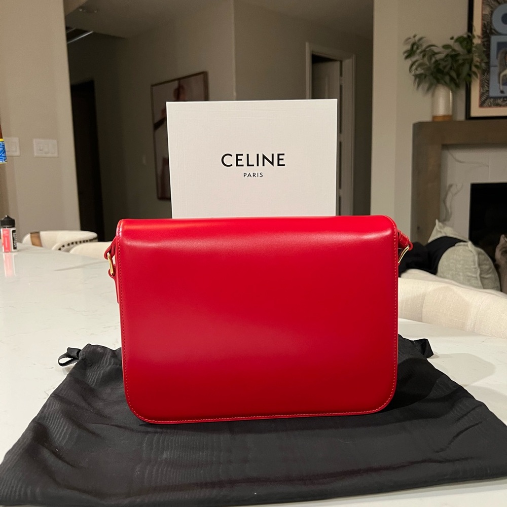 Celine LARGE TRIOMPHE BAG IN SHINY CALFSKIN
RED - Picture 5 of 12